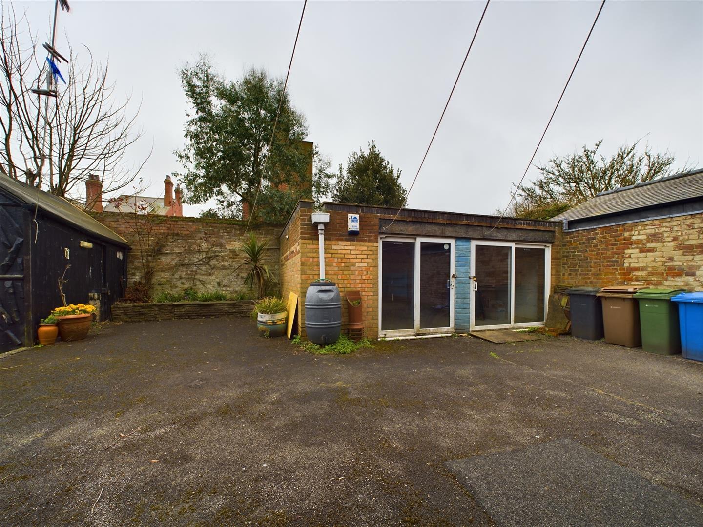 Lamplugh Road, Bridlington Belts Estate Agents